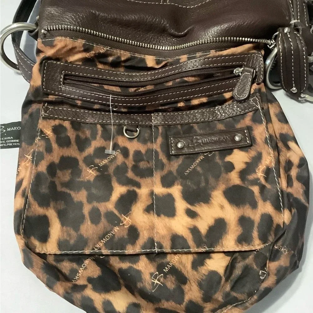 B. Makowsky brown Togo leather crossbody handbag with silver hardware‎